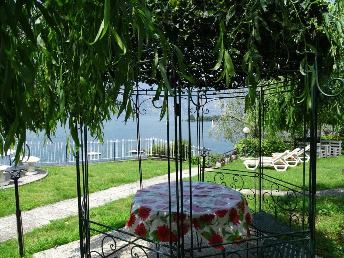 Casa Alessandra มัลเชซิเน ภายนอก รูปภาพ